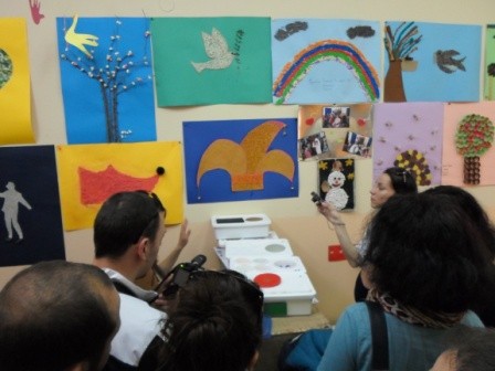 Showing autism class´ equipement